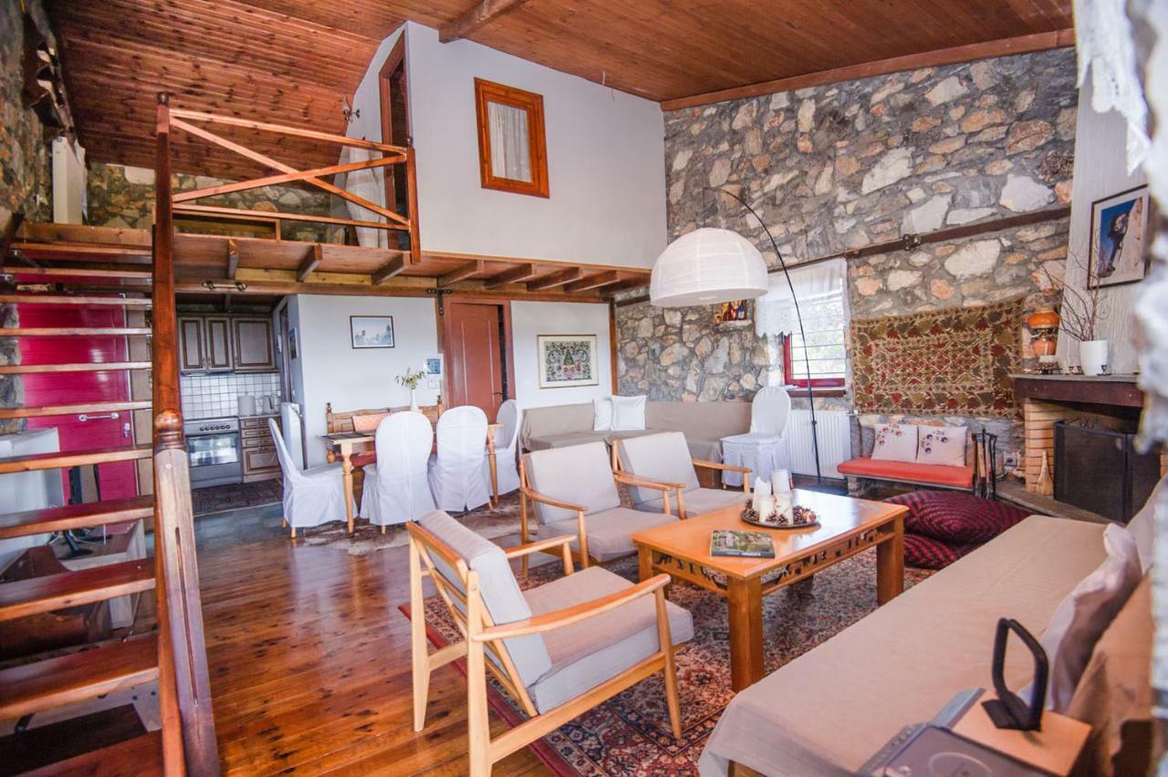 Stonehouse 2 Bedroom Chalet On Olympus Amazing View Pétra Kültér fotó